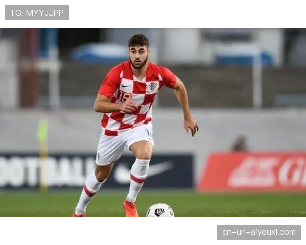 莱比锡红牛主力中卫格瓦迪奥尔复出在即，将极大增强球队定位球防守硬度